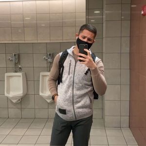 Meet your Posher, Carter